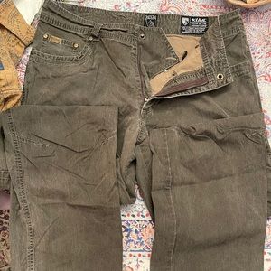 KUHL jeans